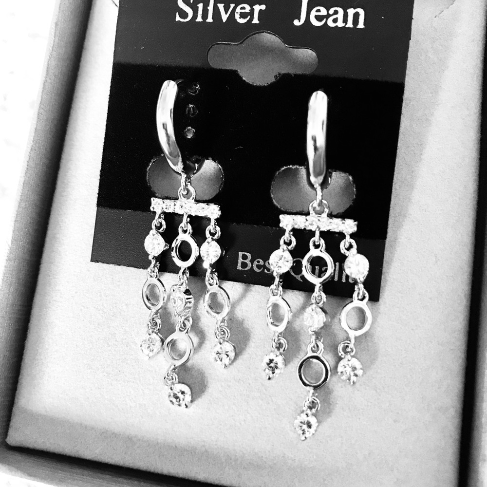 Silver earring W Rhinestone